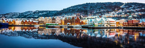 Vinterbilde fra Bryggen i Bergen - panorama lerret - Plakatbar.no