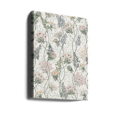 Floral Pattern With Intricate Botanical Designs