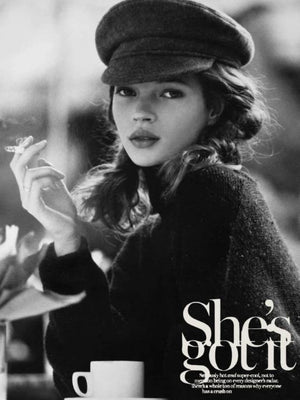 Kate Moss - Smoking - Black and White