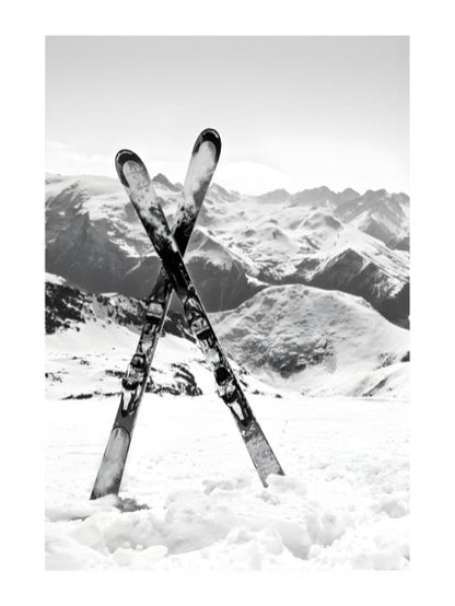 Vinterlandskap med kryssede ski
