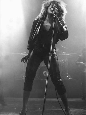 Tina Turner konsertplakat – ikonisk sort-hvitt musikkplakat