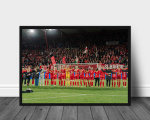 Brann kvinner feirer foran Frydenbø