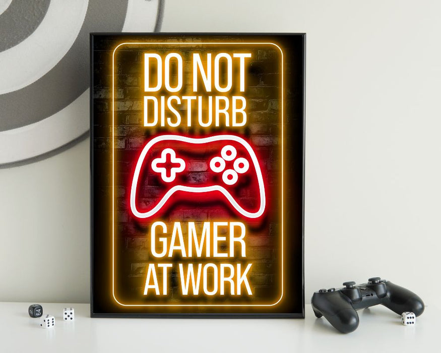 Neon Gamingplakat - Gamer at work