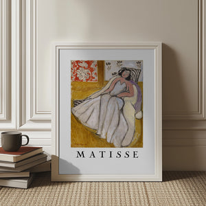 Jeune Femme à La Pelisse Blanche