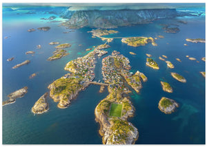 Henningsvær in summer