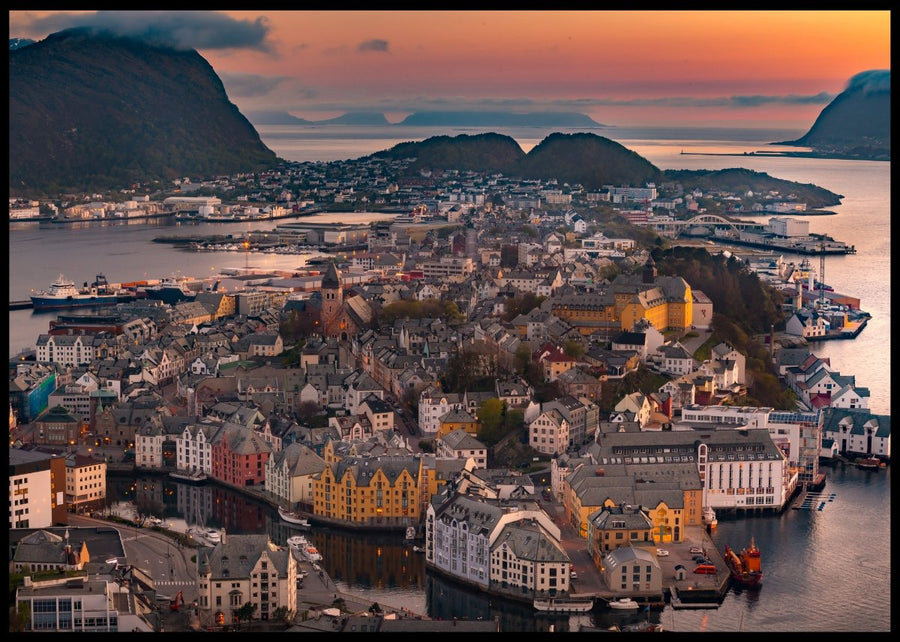 Ålesund at sunset - Poster
