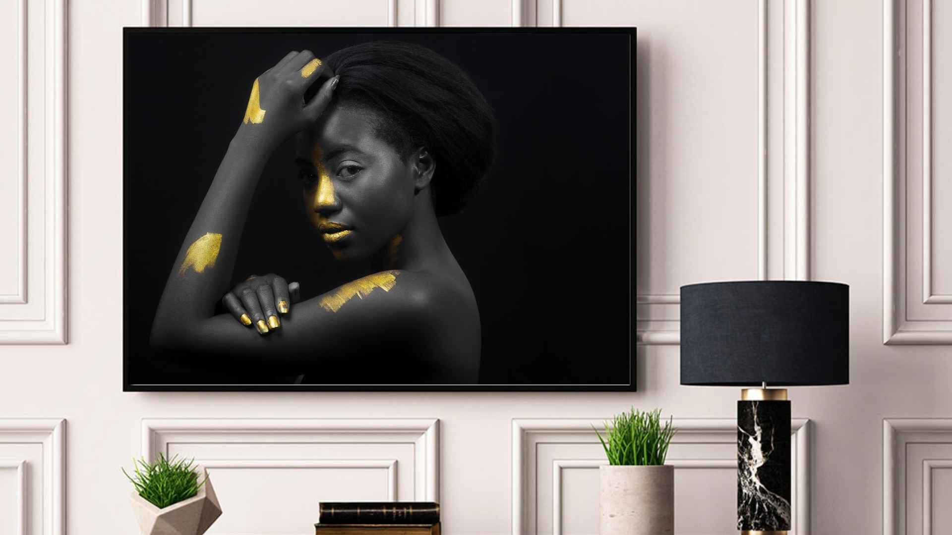 Breaking through - Black and gold poster - Plakatbar.no