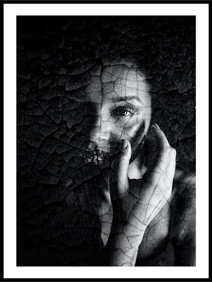 Hidden woman - Poster - Plakatbar.no