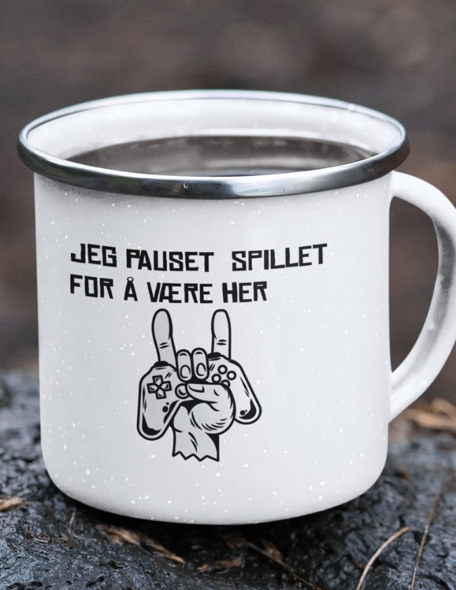 Jeg pauset spillet  - Emaljekopp med sølvkant