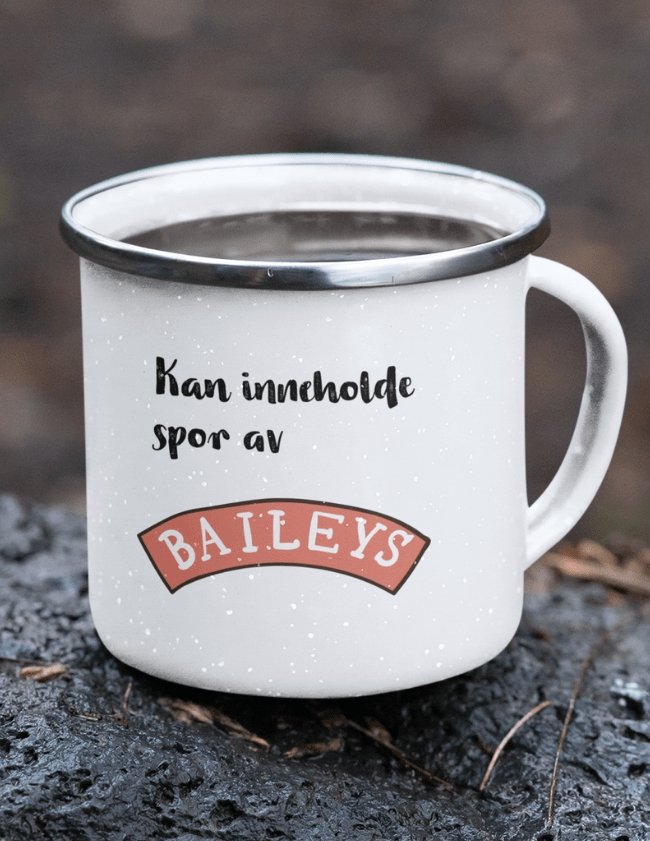 Kan inneholde spor av Baileys - Emaljekopp med sølvkant - Plakatbar.no