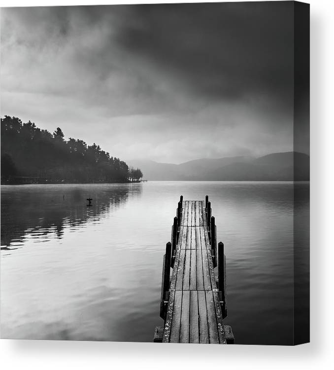 Lake view - square canvas