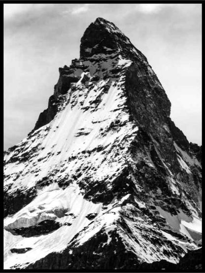 Mountain - Black and Grey poster - Plakatbar.no